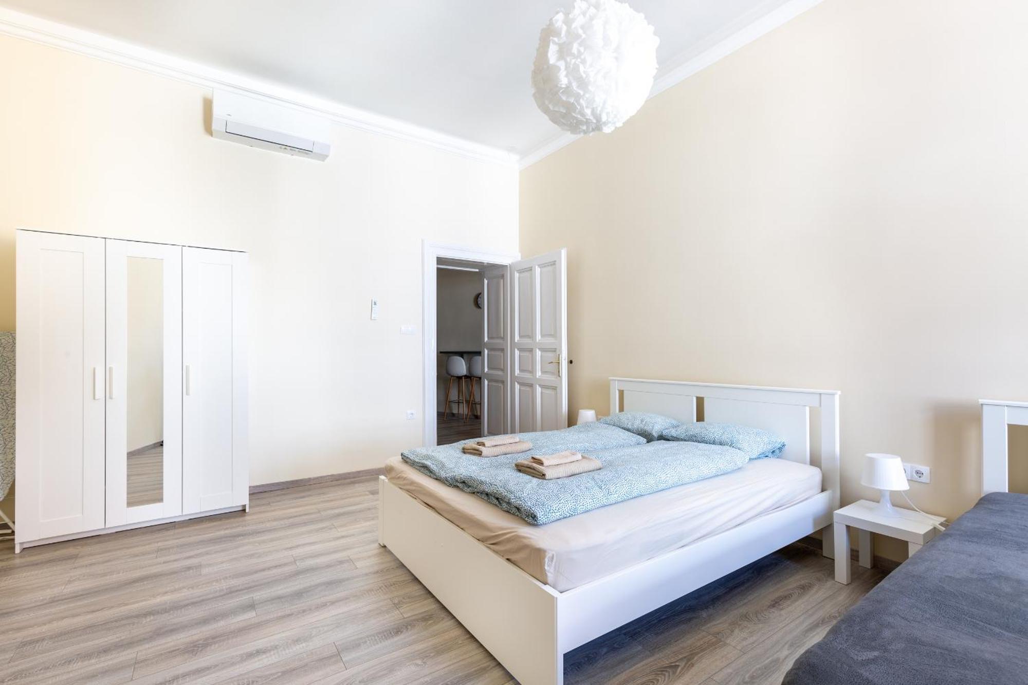R62A Rottenbiller Apartment Boedapest Buitenkant foto